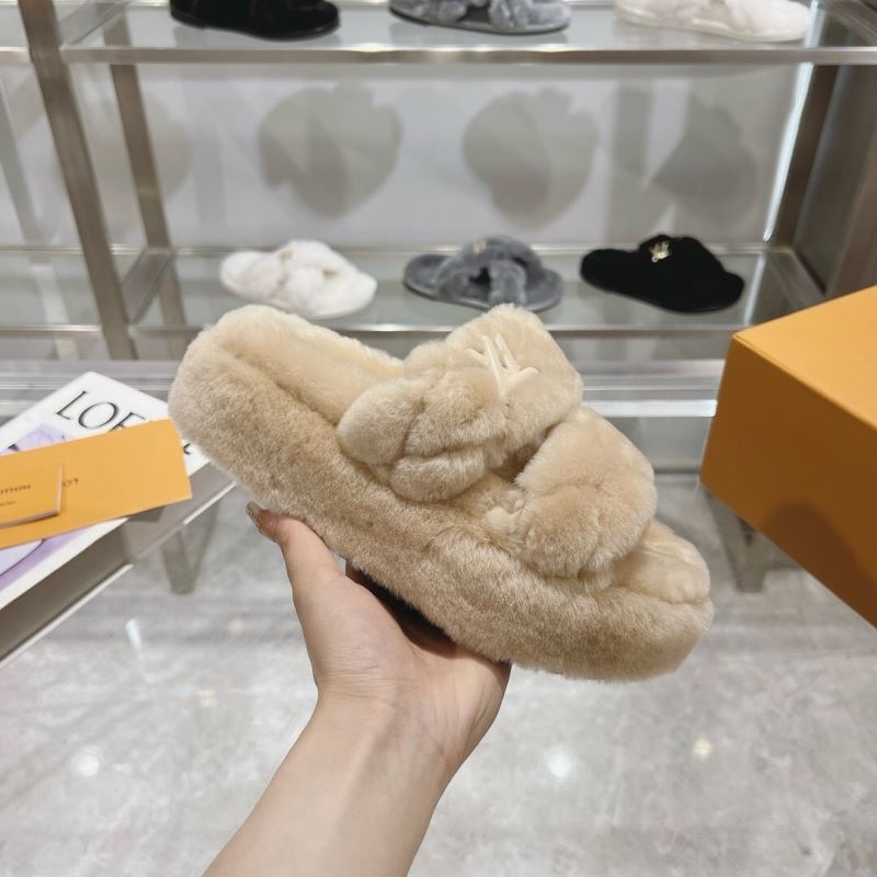 Louis Vuitton Slippers